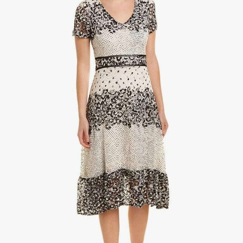 Taylor lace dress size 8